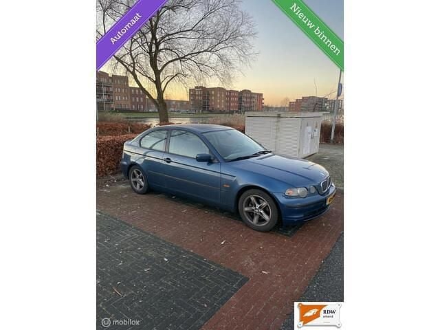 Blauw Gebruikt 2002 BMW 316 Hatchback | € 1.250 (Super prijs) - Afbeelding 1/4