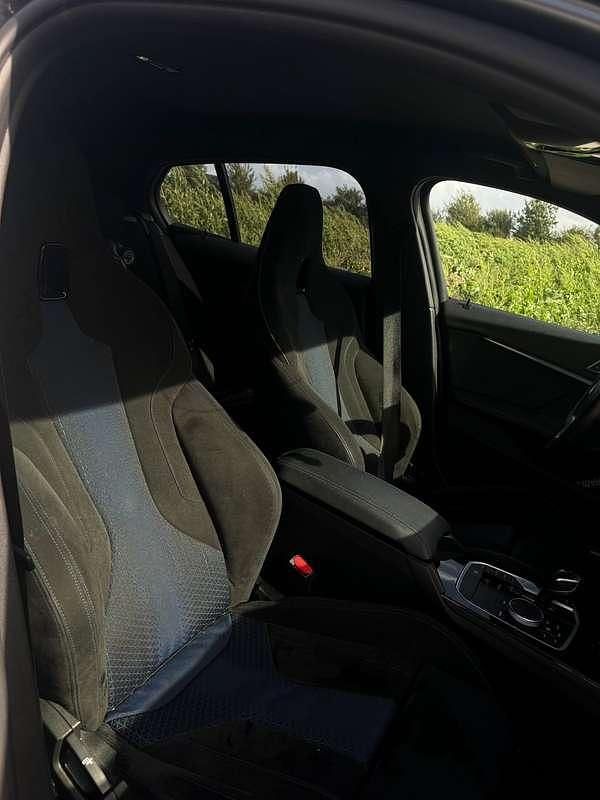 Occasion BMW 118 Executive 140 PK (102 kW) 2020 Grijs Hatchback