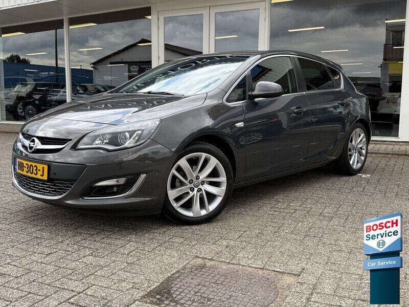 Grijs Gebruikt 2015 Opel Astra Sport Hatchback | € 12.500 (Iets duurder) - Afbeelding 1/3