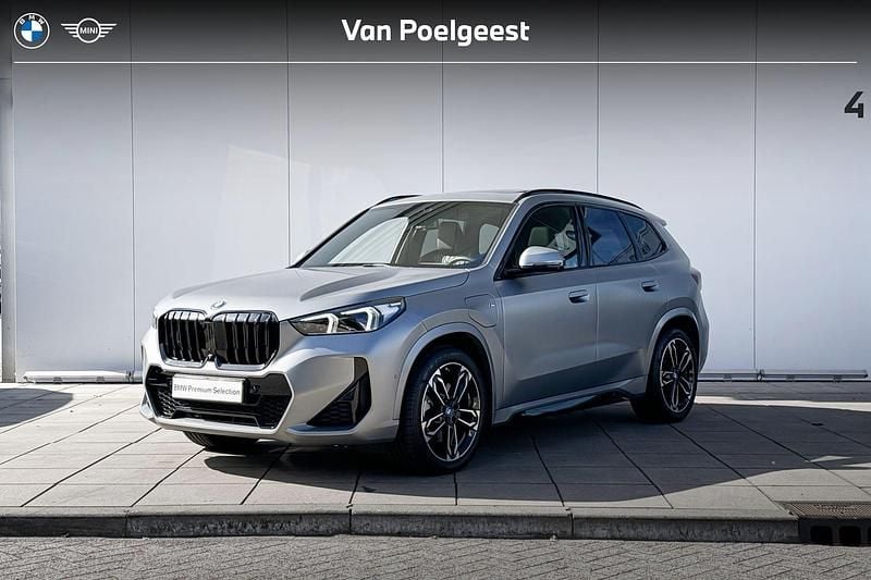 Grijs Gebruikt 2023 BMW X1 M Sport SUV | € 53.900 (Duur) - Afbeelding 1/4