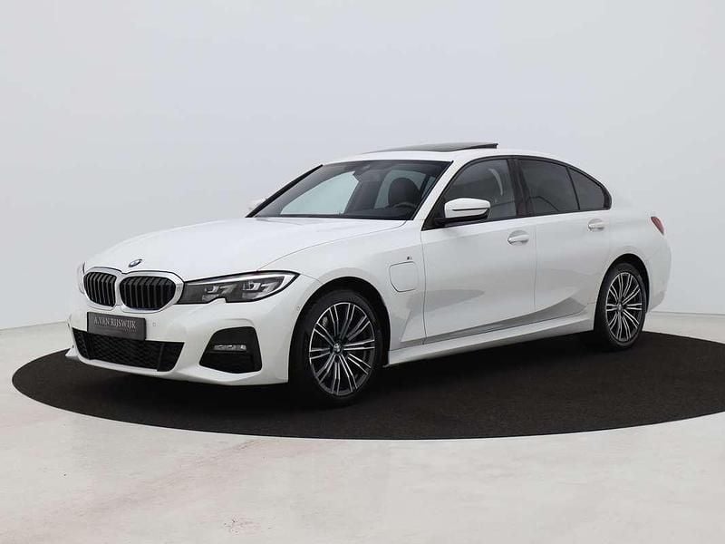 Occasion BMW 320e M Sport 2021 Wit (metallic) Sedan