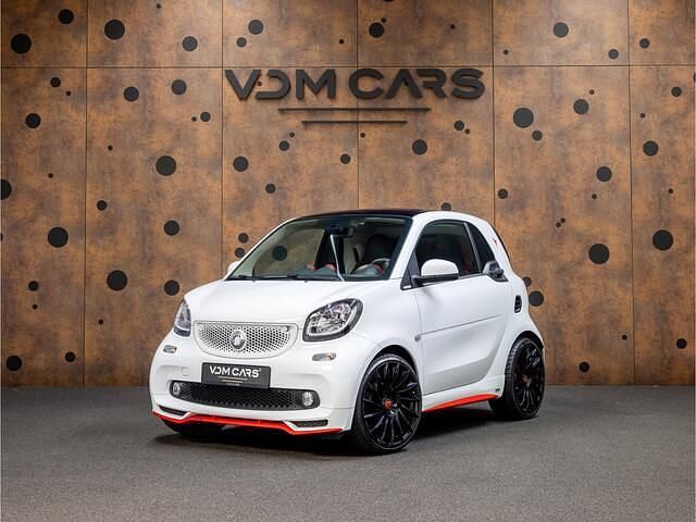 Wit Gebruikt 2017 Smart ForTwo Coupé Brabus Hatchback | € 32.900 - Afbeelding 1/4