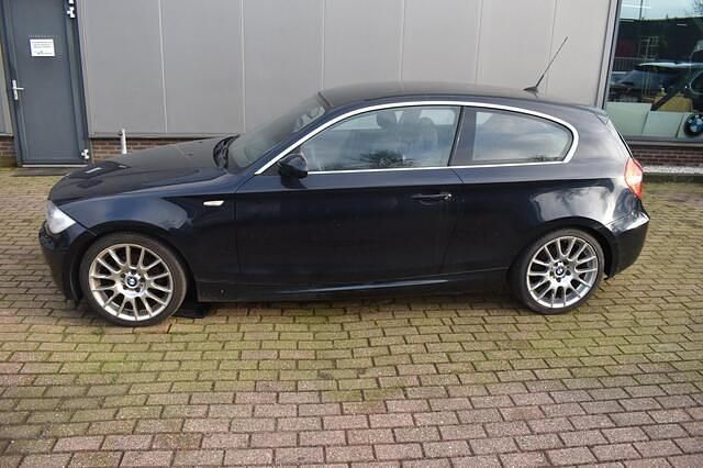 Occasion BMW 116 122 PK (89 kW) 2008 Zwart Hatchback