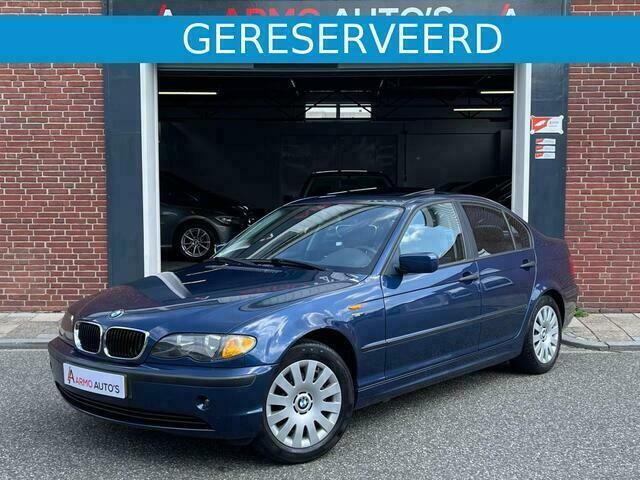 Blauw Gebruikt 2004 BMW 318 Executive Sedan | € 3.250 (Eerlijke prijs) - Afbeelding 1/4