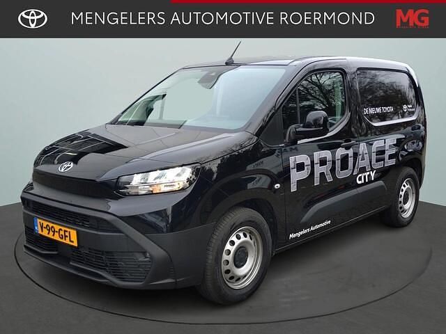 Zwart Gebruikt 2024 Toyota Proace City City Van | € 25.895 - Afbeelding 1/4