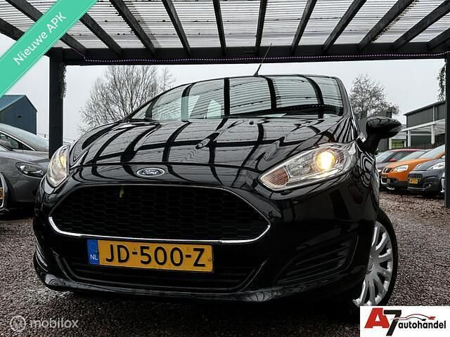 Occasion Ford Fiesta Titanium 80 PK (58 kW) 2016 Zwart Hatchback