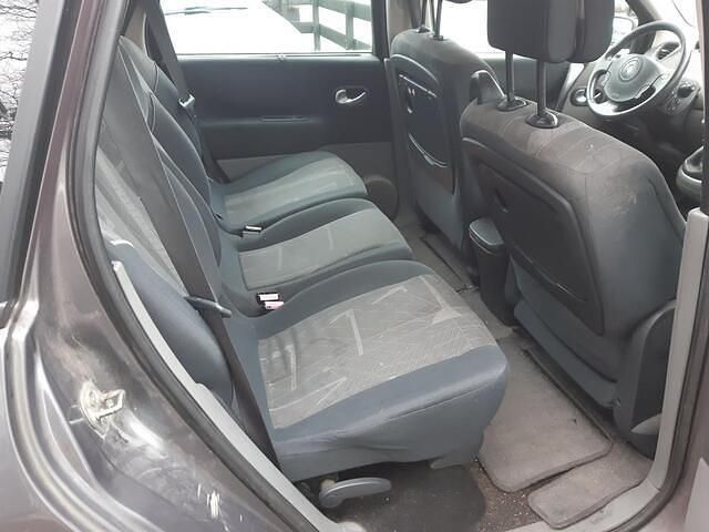 Occasion Renault Grand Scénic II Luxe 135 PK (99 kW) 2004 Grijs MPV