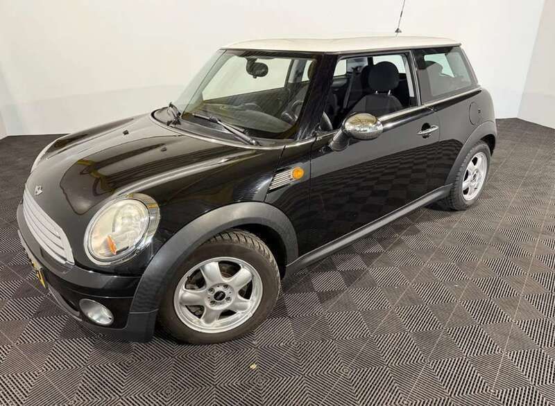 Wit Gebruikt 2010 Mini Cooper Hatchback | € 3.500 (Super prijs) - Afbeelding 1/4