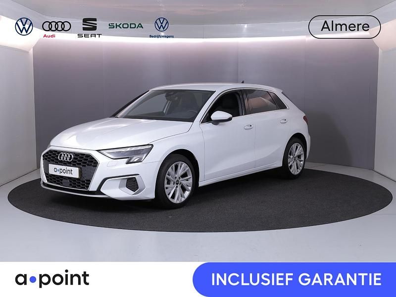 Wit Occasion 2021 Audi A3 Sportback Advanced Hatchback | € 24.949 (Eerlijke prijs) - Afbeelding 1/4