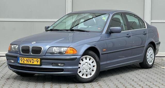 Blauw Gebruikt 1999 BMW 320 Executive Sedan | € 2.499 (Super prijs) - Afbeelding 1/4