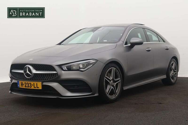 Grijs Gebruikt 2020 Mercedes CLA200 Business Sedan | € 27.995 (Eerlijke prijs) - Afbeelding 1/4