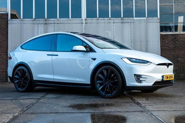 Occasion 2018 Tesla Model X SUV | € 33.000 (Iets duurder) - Afbeelding 1/4