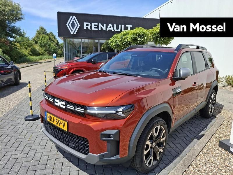 Bruin Gebruikt 2025 Dacia Bigster SUV | € 39.935 (Eerlijke prijs) - Afbeelding 1/4