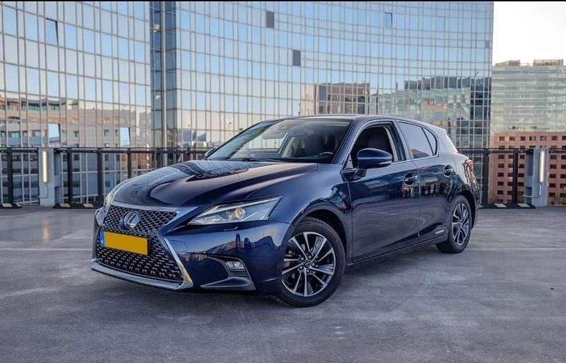 Blauw Gebruikt 2018 Lexus CT200h Business Edition Hatchback | € 15.000 (Eerlijke prijs) - Afbeelding 1/4