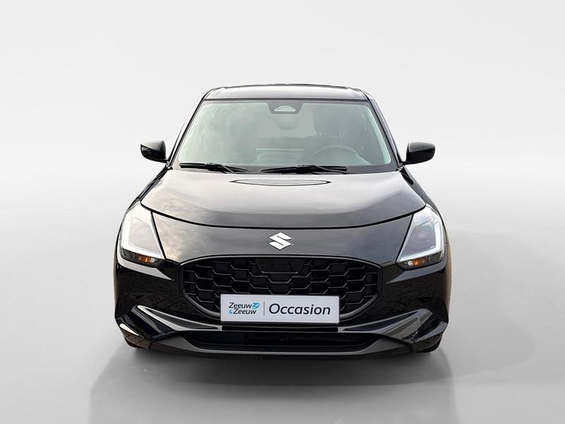 Occasion Suzuki Swift 2025 Super black pearl (donker zwart) Hatchback