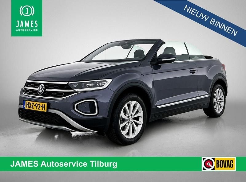 Grijs Gebruikt 2024 VW T-Roc Cabriolet Style Cabriolet | € 33.285 (Eerlijke prijs) - Afbeelding 1/3