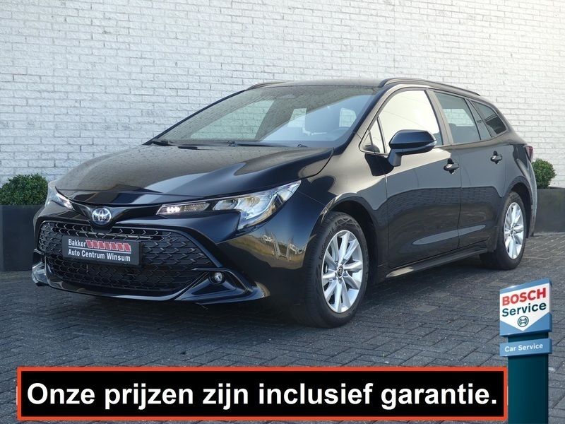 Zwart Gebruikt 2024 Toyota Corolla Active Hatchback | € 28.800 (Eerlijke prijs) - Afbeelding 1/4