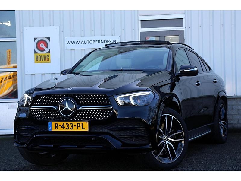 Zwart Gebruikt 2022 Mercedes GLE350 Premium Plus SUV | € 74.900 (Duur) - Afbeelding 1/4
