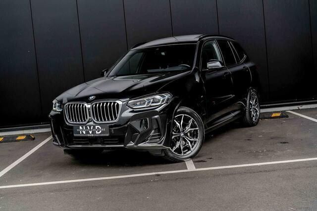 Zwart Gebruikt 2024 BMW X3 Exclusive SUV | € 58.900 (Goede deal) - Afbeelding 1/4