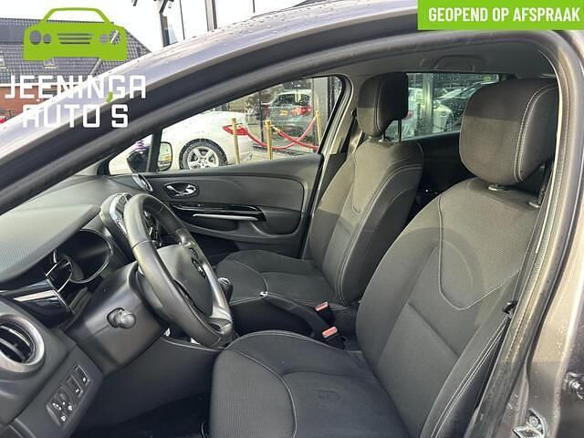 Occasion Renault Clio GrandTour Expression 90 PK (66 kW) 2014 Grijs (metallic) Stationwagen