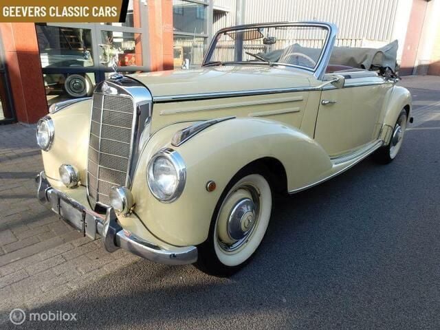 Wit Occasion 1953 Mercedes 220 Cabriolet | € 119.000 - Afbeelding 1/4
