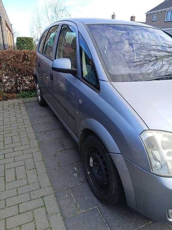 Occasion Opel Meriva 101 PK (74 kW) 2004 Grijs MPV
