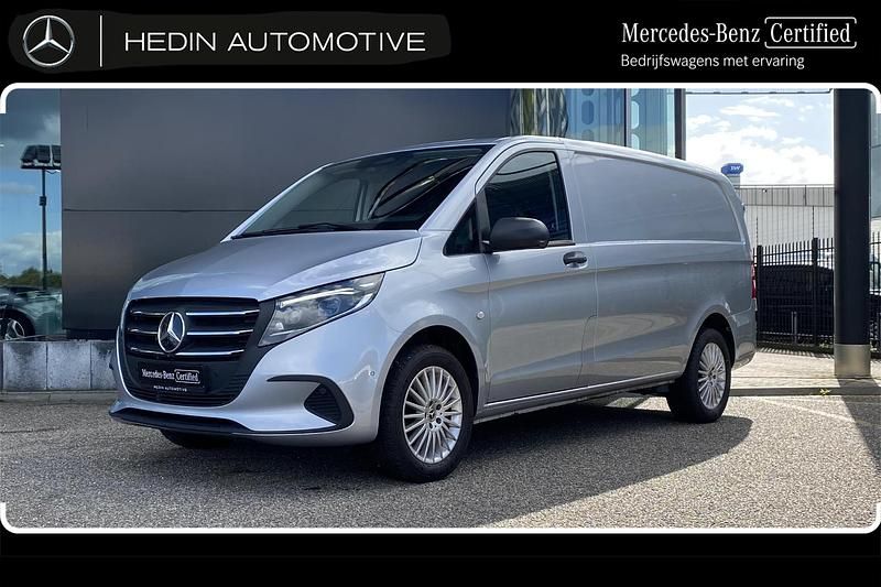 Zilver Gebruikt 2024 Mercedes Vito MPV | € 54.900 - Afbeelding 1/3
