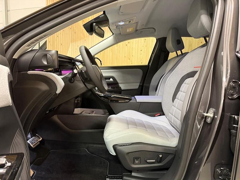 Nieuw Citroën C5 Aircross Comfort 145 PK (106 kW) 2026 Grijs SUV