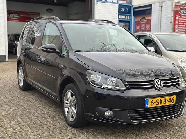 Occasion VW Touran Trendline 105 PK (77 kW) 2013 Zwart (metallic) MPV
