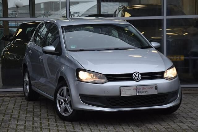 Grijs Occasion 2014 VW Polo Edition Hatchback | € 4.999 (Goede deal) - Afbeelding 1/4