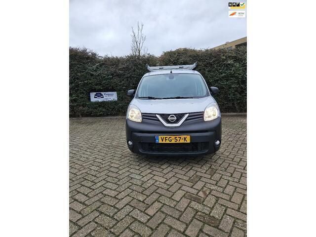 Grijs Gebruikt 2020 Nissan NV250 Acenta Van | € 9.000 - Afbeelding 1/4