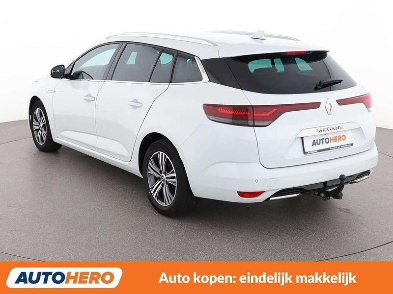 Occasion Renault Mégane GrandTour Intens 140 PK (102 kW) 2021 Wit Stationwagen