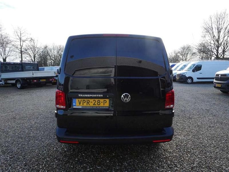 Occasion VW T6.1 110 PK (80 kW) 2022 Zwart Van