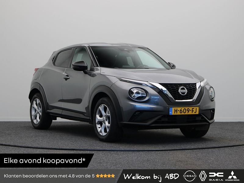 Grijs Gebruikt 2020 Nissan Juke N-Connecta SUV | € 20.440 (Eerlijke prijs) - Afbeelding 1/3
