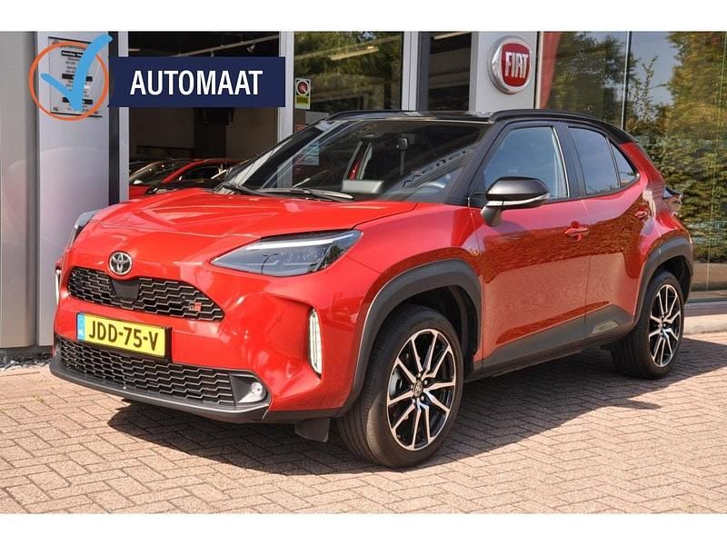 Rood Gebruikt 2024 Toyota Yaris Cross Sport SUV | € 32.750 (Eerlijke prijs) - Afbeelding 1/4