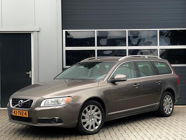 Grijs Gebruikt 2012 Volvo V70 Stationwagen | € 12.950 (Eerlijke prijs) - Afbeelding 1/4
