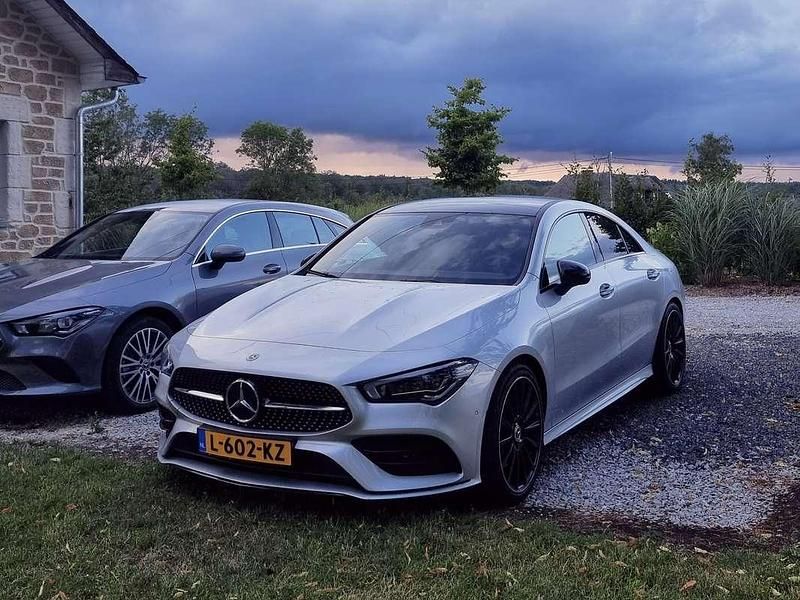 Occasion Mercedes CLA200 Premium Plus 163 PK (119 kW) 2020 Grijs Sedan