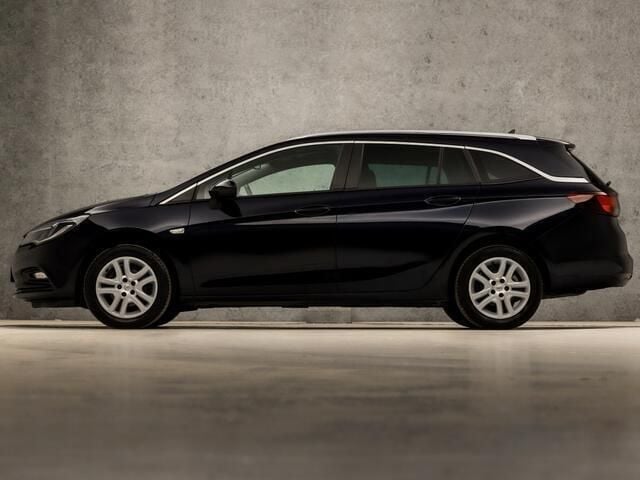Blauw, metallic lak Gebruikt 2019 Opel Astra Sport Stationwagen | € 11.445 (Eerlijke prijs) - Afbeelding 1/4