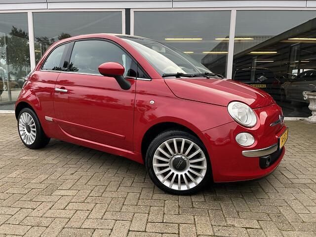 Rood Gebruikt 2011 Fiat 500C Lounge Cabriolet | € 5.950 (Eerlijke prijs) - Afbeelding 1/4