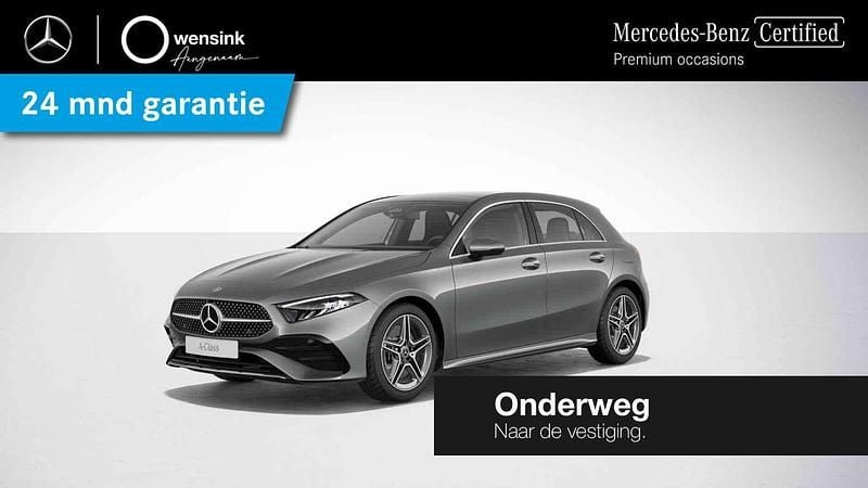 Grijs Gebruikt 2023 Mercedes A250 AMG line Hatchback | € 35.850 (Iets duurder) - Afbeelding 1/4