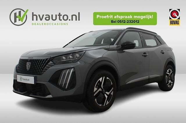 Grijs (metallic) Gebruikt 2025 Peugeot 2008 Allure SUV | € 24.750 (Goede deal) - Afbeelding 1/4