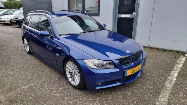 Blauw Gebruikt 2008 BMW 320 Executive Stationwagen | € 5.250 (Eerlijke prijs) - Afbeelding 1/4