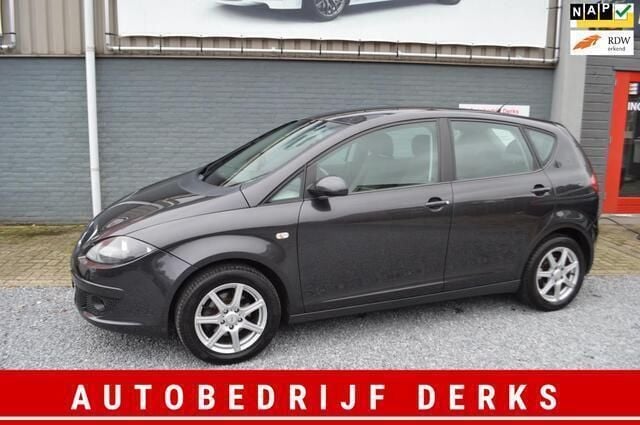 Zwart Gebruikt 2005 Seat Altea Stylance MPV | € 2.450 (Iets duurder) - Afbeelding 1/4