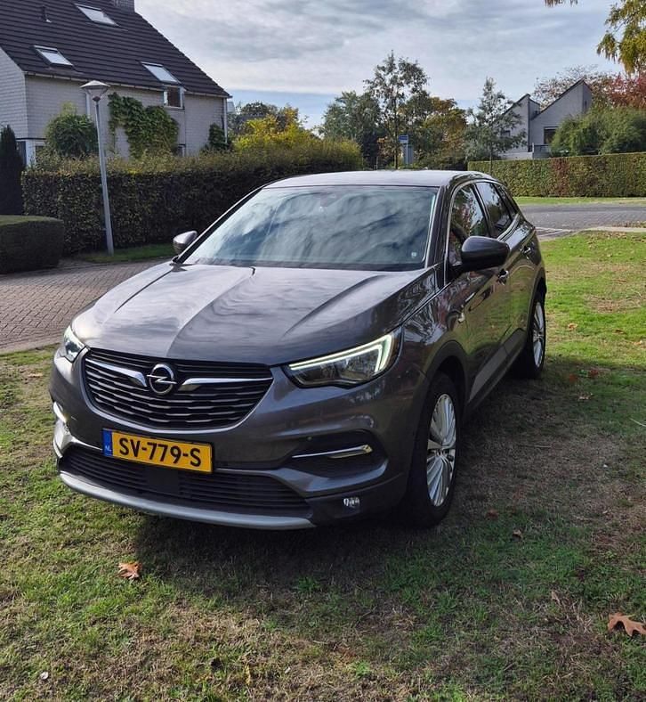 Grijs Gebruikt 2018 Opel Grandland X Innovation SUV | € 11.000 (Super prijs) - Afbeelding 1/4