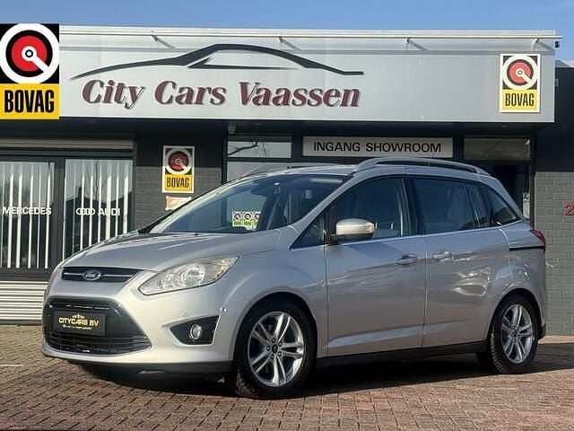 Grijs Gebruikt 2013 Ford Grand C-Max Titanium MPV | € 5.950 (Iets duurder) - Afbeelding 1/4