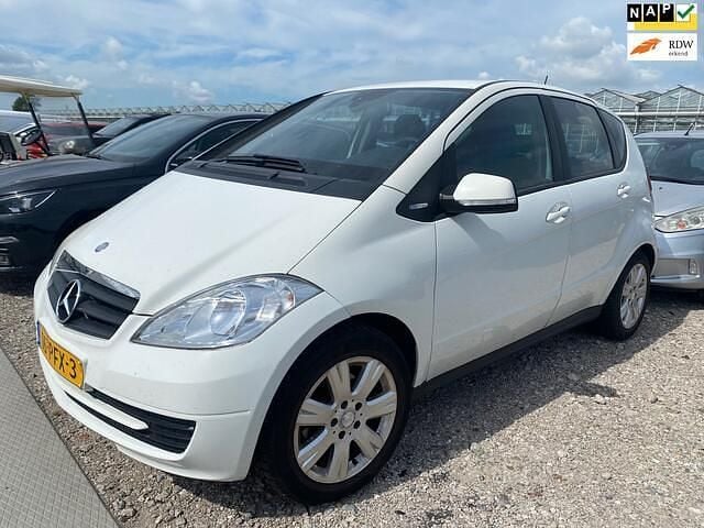 Wit Gebruikt 2011 Mercedes A160 Business MPV | € 1.999 (Super prijs) - Afbeelding 1/4