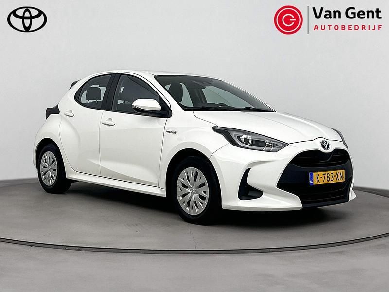Wit Gebruikt 2021 Toyota Yaris Active Hatchback | € 19.999 (Eerlijke prijs) - Afbeelding 1/4