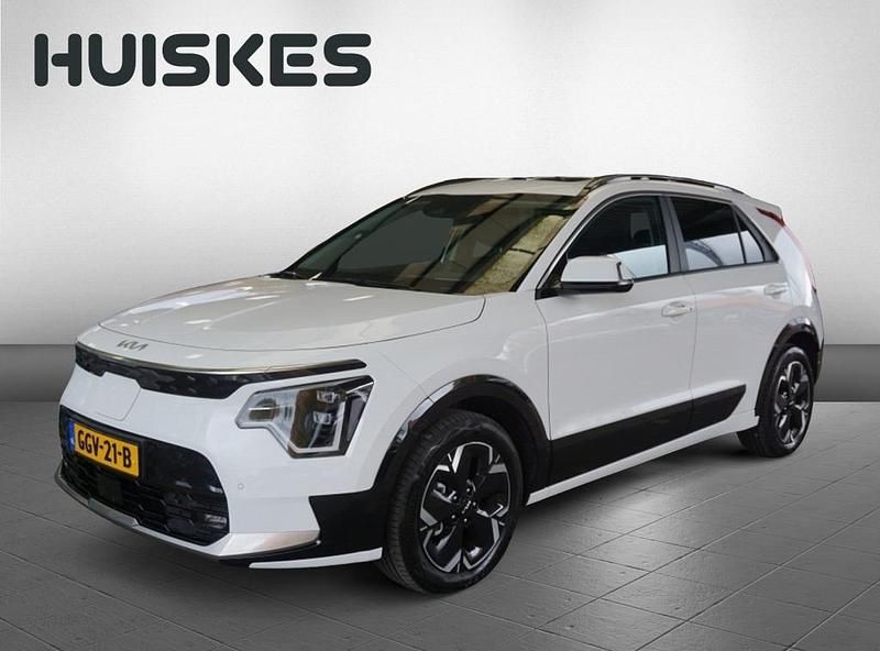Wit Gebruikt 2024 Kia e-Niro SUV | € 34.950 (Eerlijke prijs) - Afbeelding 1/4