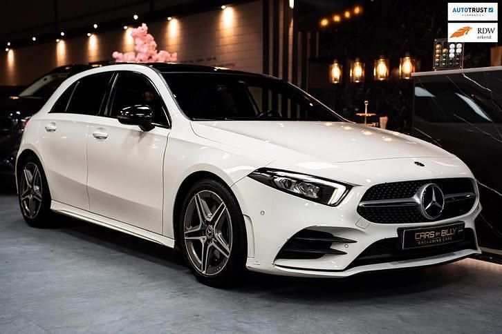 Occasion 2018 Mercedes A250 AMG line | € 22.900 (Goede deal) - Afbeelding 1/4