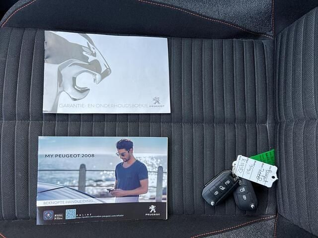 Occasion Peugeot e-208 Allure 100 kW (136 PK) 2020 Noir perla nera Hatchback